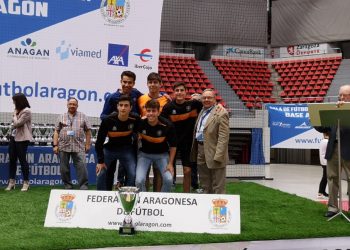 El Benjamín, el Infantil C, el Juvenil DH y Jaime Escarda, premiados en la VII Gala del Fútbol y Fútbol Sala Base Aragonés