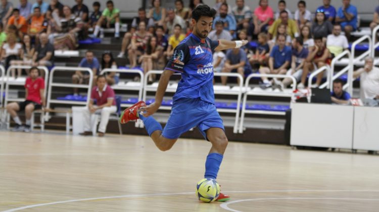 Carlos García: “Afrontamos la temporada con la esperanza de conseguir la permanencia”