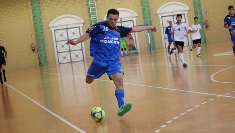 Razquin debuta, con gol, en Segunda División