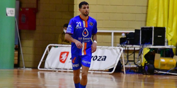 Carlos García causa baja indefinida en el Full Energía Zaragoza (¡Feliz día de los inocentes!)
