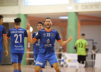 El Full Energía Zaragoza reina en el festival de goles contra el Barça ‘B’
