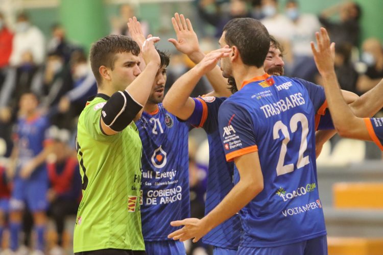 El Full Energía Zaragoza rescata un punto a diez segundos del final