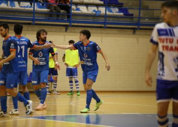 A la tercera eliminatoria por la vía rápida