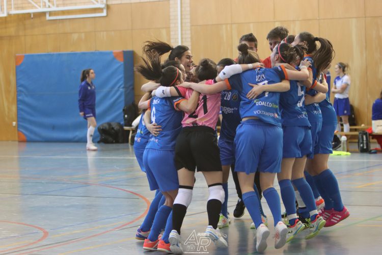 ¡CAMPEONAS!