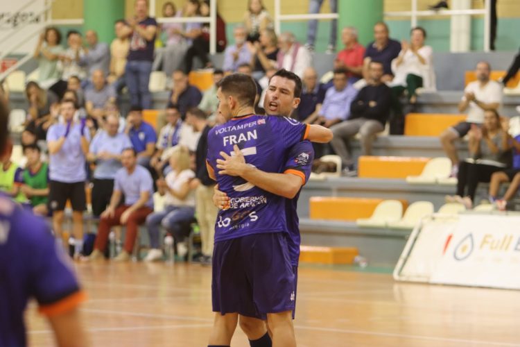 El Full Energía Zaragoza juega contra el Sala 5 Martorell