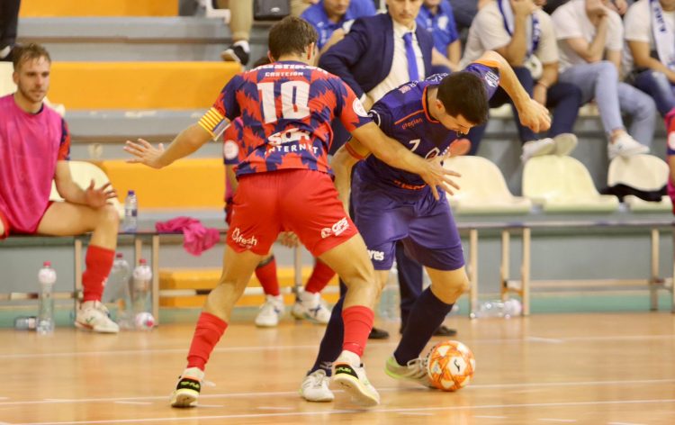 El Full Energia Zaragoza pierde contra el Family Cash Alzira