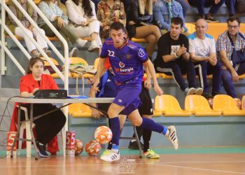 Derrota del Full Energía Zaragoza ‘B’ en la pista del líder