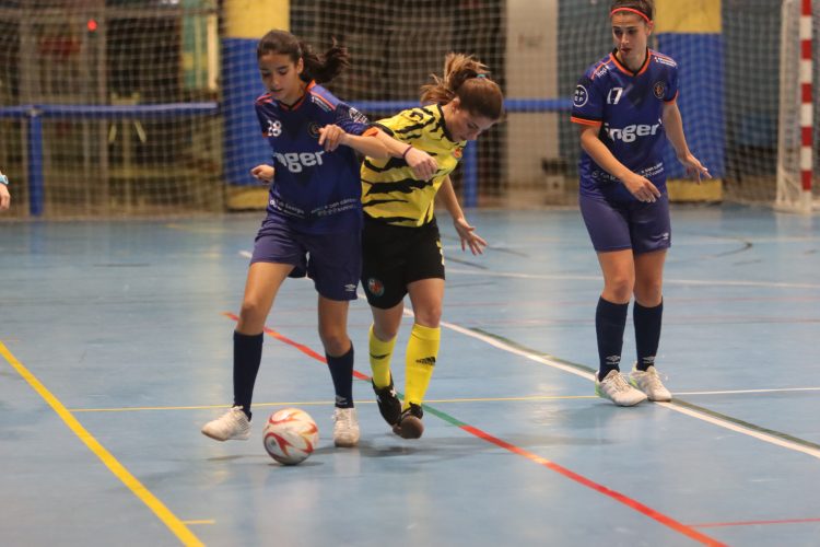 El Inger Colo Colo juega contra el Camping Bohalar