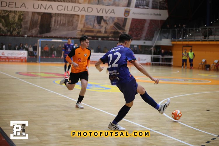 El Full Energía Zaragoza juega contra O Parrulo Ferrol