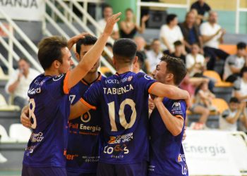 El Full Energía Zaragoza vence con claridad al Caja Rural Atlético Benavente