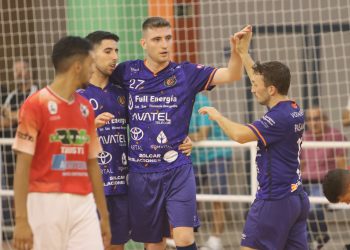El Full Energía Zaragoza empieza la Liga en Burela