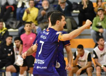 Duelo en La Granja entre el Full Energía Zaragoza y el Ceutí