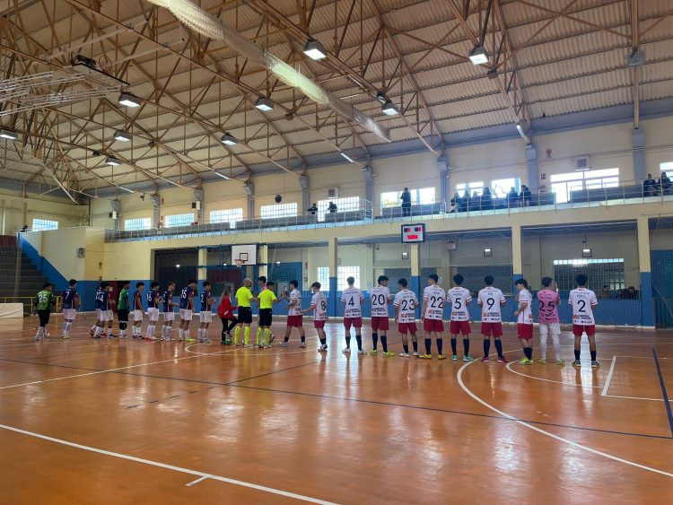 Victoria 2-7 del Full Energía Zaragoza (J.D.H.) contra Gran Vía 83