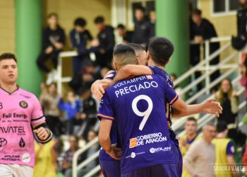 Duelo en el Siglo XXI entre Full Energía Zaragoza y el Wanapix Sala 10