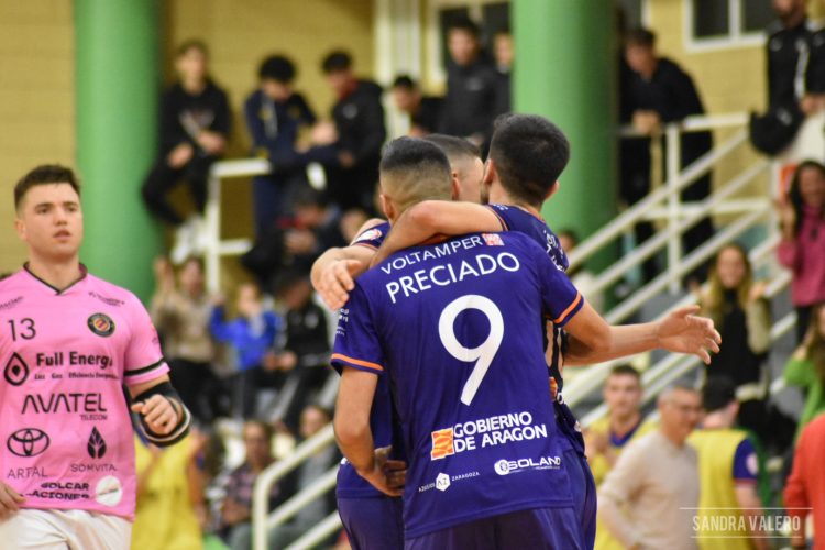 Duelo en el Siglo XXI entre Full Energía Zaragoza y el Wanapix Sala 10