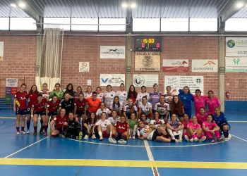 Pedrola acoge una gran mañana de fútbol sala femenino