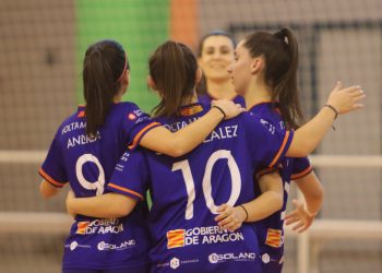 El Avatel Colo Colo vence 7-0 al Oscense