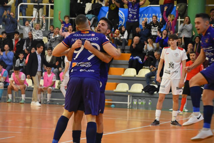 Remontada y victoria del Full Energía Zaragoza contra el Sala 5 Martorell en La Granja