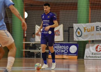 El Full Energía Zaragoza juega contra el Sala 5 Martorell