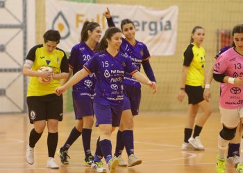 El Avatel Colo Colo gana al Villa de Maella y se consolida en el liderato