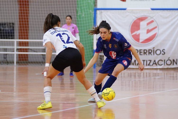 Un mal comienzo condena a la derrota al Entrerríos Zaragoza