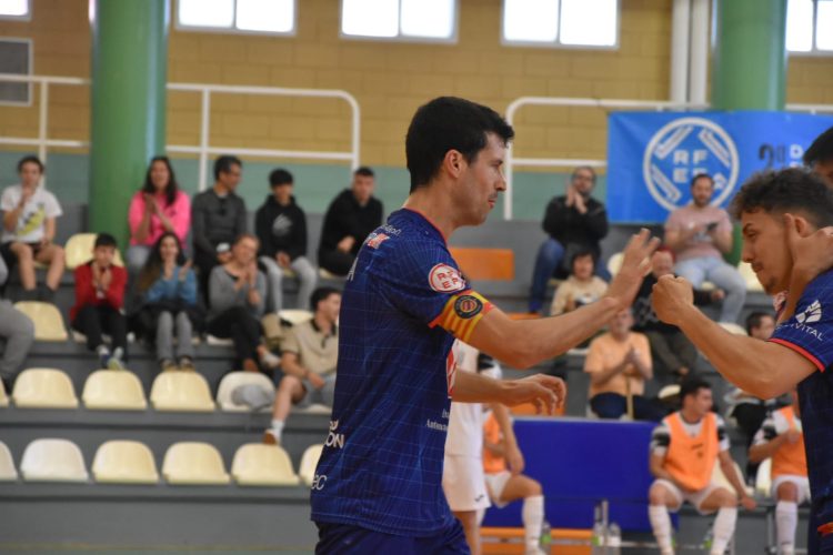 El Entrerríos suma un punto ante el Ceutí (4-4)