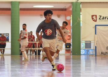Un renovado filial arranca la temporada oficial