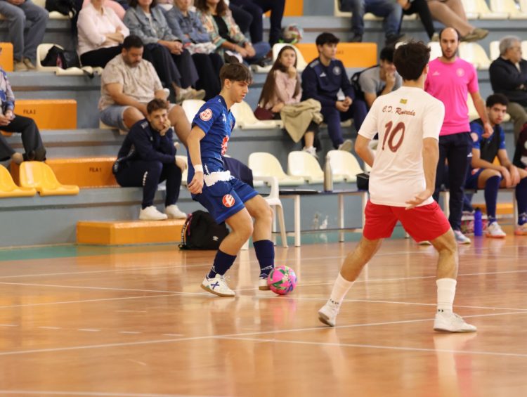 El Entrerríos, a la pista del tercer clasificado