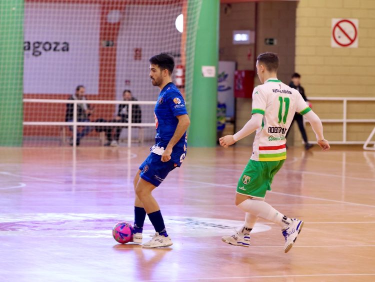 El Entrerríos, a por el derbi zaragozano