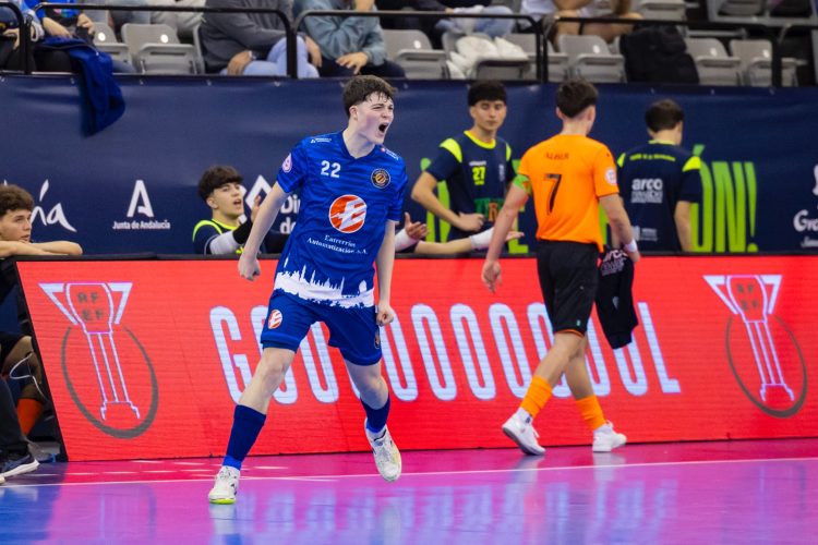 Vuelta a la Liga con victoria ante la A.D. Lepanto