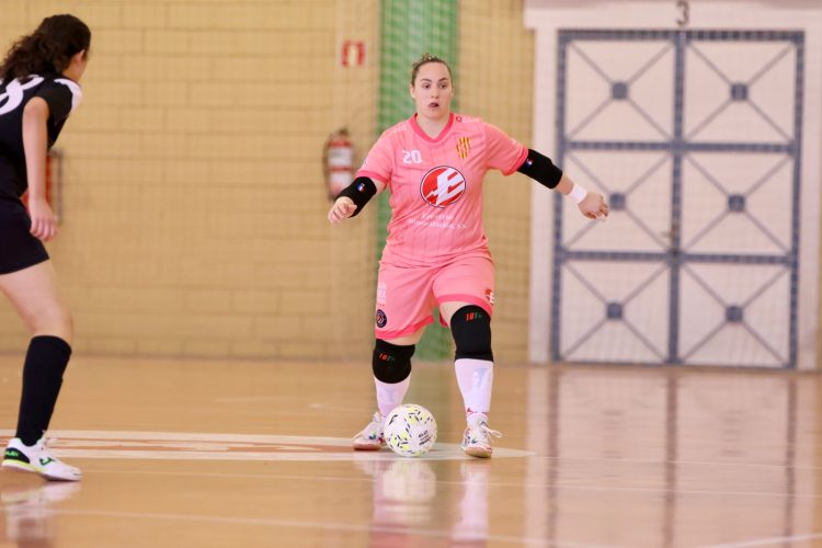 Francia convoca a Flavie Papin